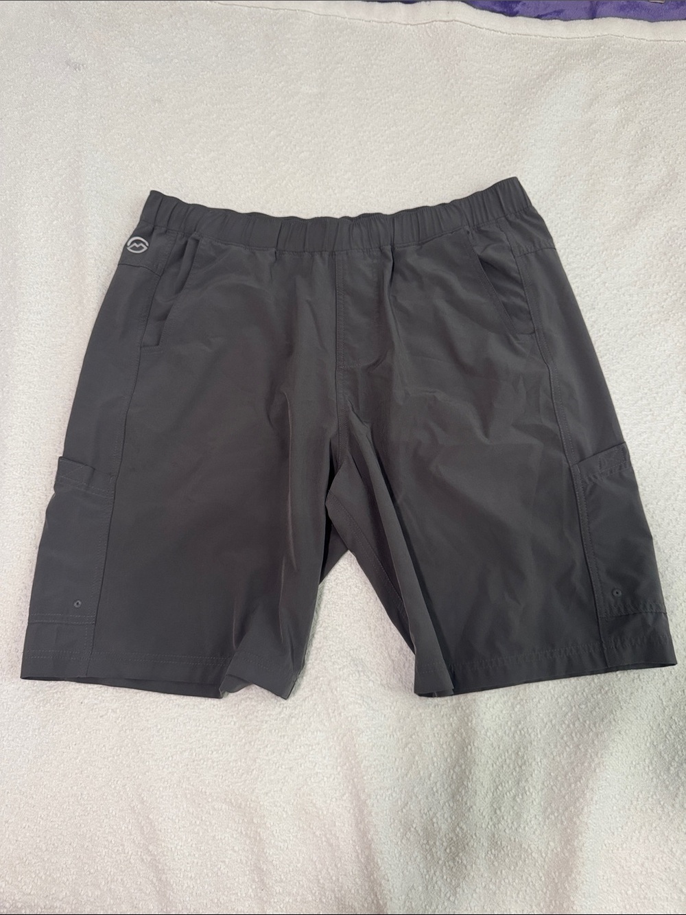 Magellan Men's Active Elastic-Waist Gray Shorts